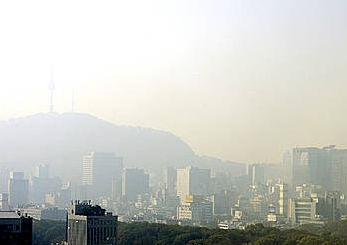 수도권 초미세먼지 주의보 발령/뉴시스