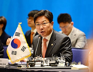 모두발언하는 윤상직 산업통상자원부 장관/뉴시스