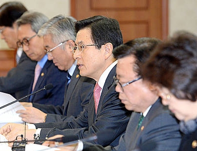 회의 주재하는 황교안 총리/뉴시스