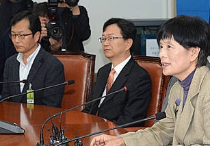 인사말하는 조은 선출직공직자평가위원장/뉴시스