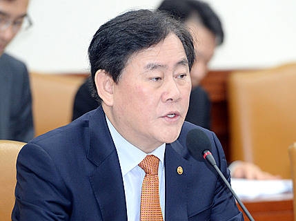 발언하는 최경환 부총리/뉴시스