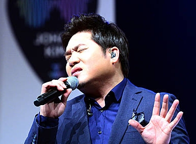 노래하는 김조한/뉴시스