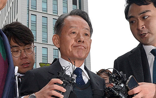 최윤희 전 합참의장 검찰 출석/뉴시스