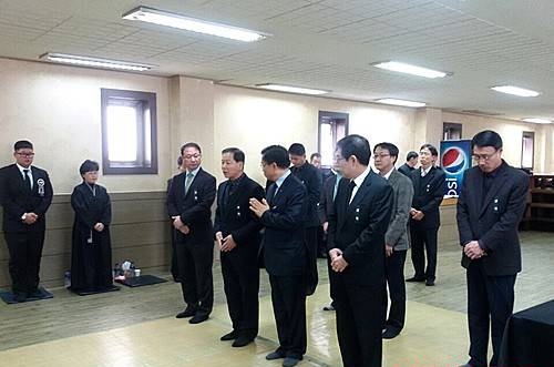 고(故) 이병곤 소방경에 대한 조문 행렬 이어져/뉴시스