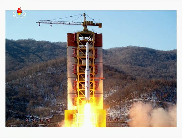 발사되는 북 광명성 4호/뉴시스