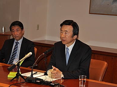윤병세 외교장관 뉴욕 특파원 회견/뉴시스