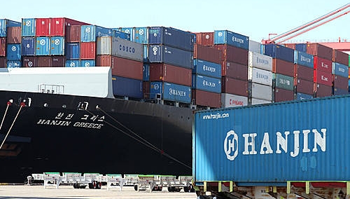 한진해운 선박 미국에서 하역 작업 시작