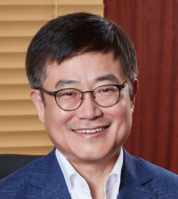 강희태 롯데그룹 유통BU장 겸<br>
롯데쇼핑 대표이사. 