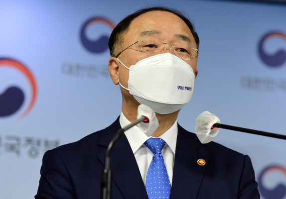 홍남기 경제부총리 겸 기획재정부 장관.