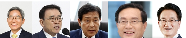  사진 왼쪽부터 윤종규 KB금융 회장, 조용병 신한금융 회장, 김정태 하나금융 회장, 손태승 우리금융 회장, 손병환 농협금융 회장. (사진=각사 제공) 
