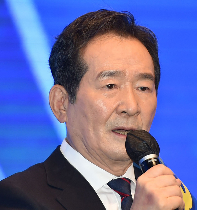 더불어민주당 대선 경선 후보인 정세균 전 국무총리가 11일 오후 대구 수성구 호텔인터불고 컨벤션홀에서 열린 대선 후보자 선출을 위한 대구·경북 합동연설에서 정견을 발표하고 있다.