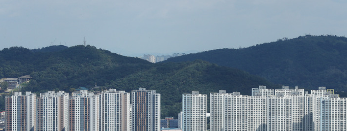  23일 오전 인천 연수구 일대 아파트 단지 모습. 