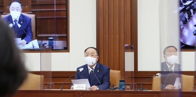 홍남기 경제부총리 겸 기획재정부 장관이 27일 오전 서울 종로구 정부서울청사에서 열린 제224차 대외경제장관회의에 참석해 발언하고 있다. 2021.09.27.