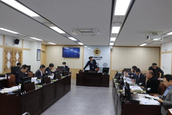 건설소방위원회, 통합신공항추진단‧재난안전실 행정사무감사 ⓒ파이낸셜데일리/경북도의회