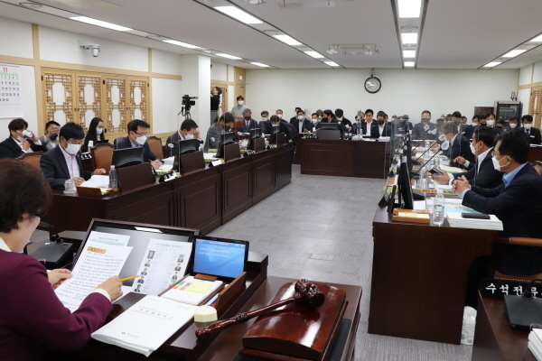 해양수산국과 농업기술원에 대한 행정사무감사 ⓒ파이낸셜데일리/경북도의회