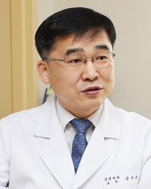 제14회 유일한상 수상자 김우주 교수