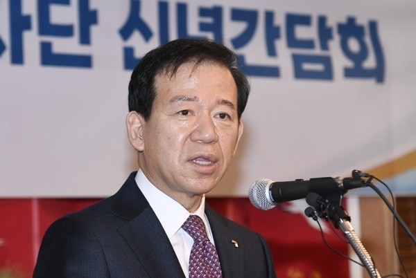 서유석 신임 금융투자협회장이 17일 서울 여의도에서 철입기자단과 취임 첫 신년 간담회를 갖고 있다. ⓒ 파이낸셜데일리 / 금융투자협회