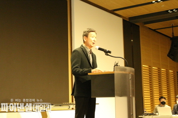 사과문을 발표하는 LG유플러스 황현식 사장 ⓒ 파이낸셜데일리 / 정경춘 기자