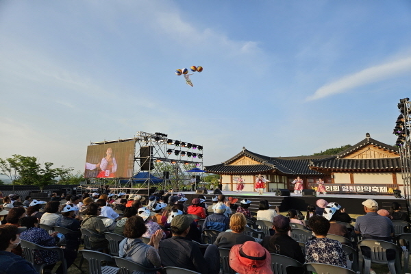 제21회 영천한약축제 스타영천 약방가요제 ⓒ파이낸셜데일리/영천시