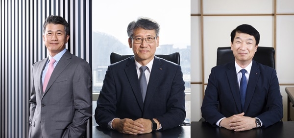 사진 왼쪽부터 장세욱 동국홀딩스 대표이사 부회장, 최삼영 동국제강 대표이사 부사장, 박상훈 동국씨엠 대표이사 부사장. ⓒ 파이낸셜데일리 / 동국제강그룹