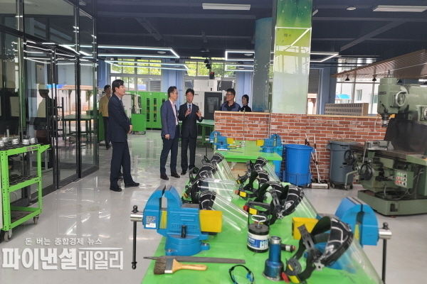 여름철 집중호우·태풍 등 자연재난 등에 대비한 교육시설 안전점검 ⓒ파이낸셜데일리/경북교육청