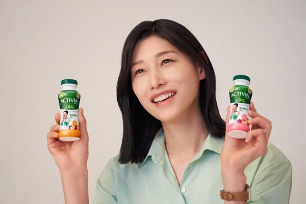 풀무원다논이 김연경 선수의 프로페셔널하면서도 유쾌한 매력을 담은 액티비아 광고 촬영 현장 비하인드 컷을 공개했다. ⓒ 파이낸셜데일리 / 풀무원다논