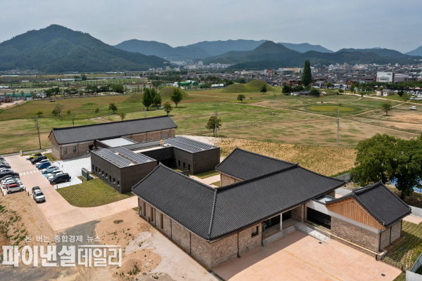 신라월성연구센터 ‘숭문대’ 전경 ⓒ파이낸셜데일리/경주시