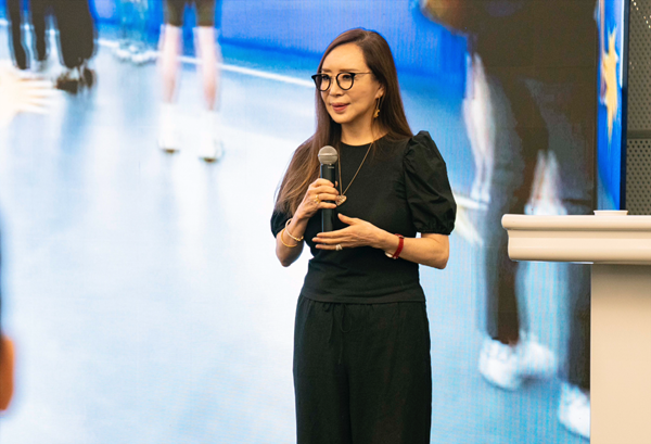 김민경 작가. ⓒ 파이낸셜데일리 / 한국케엠케색채연구소