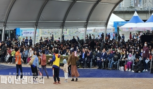  ‘제49회 영천문화예술제’ 현장 전경 ⓒ파이낸셜데일리/영천시