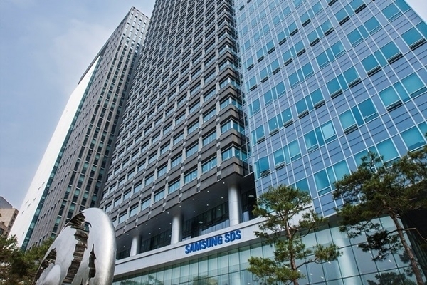 삼성SDI와 삼성SDS는 26일 이사회를 열어 '선임(先任)사외이사' 제도를 도입하기로 결정했다. 사진은 삼성SDS 본사 전경. ⓒ 파이낸셜데일리 / 삼성SDS