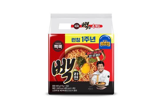 이마트 '가격역주행' 기획 패키지 적용된 '빽라면' 제품 이미지. ⓒ 파이낸셜데일리 / 더본코리아