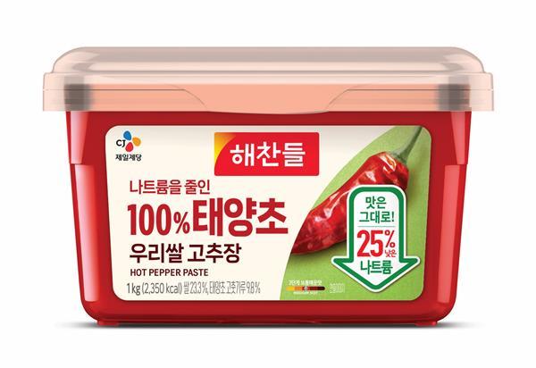 CJ제일제당의 '해찬들 나트륨을 줄인 100% 태양초 우리쌀 고추장' 제품. ⓒ 파이낸셜데일리 / CJ제일제당