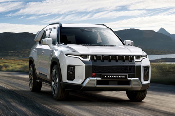 KG 모빌리티가 정통 SUV 토레스 브랜드에 새로운 인테리어와 최신 편의 사양 등을 적용한 ‘더 뉴 토레스’를 출시한다. ⓒ 파이낸셜데일리 / KGM