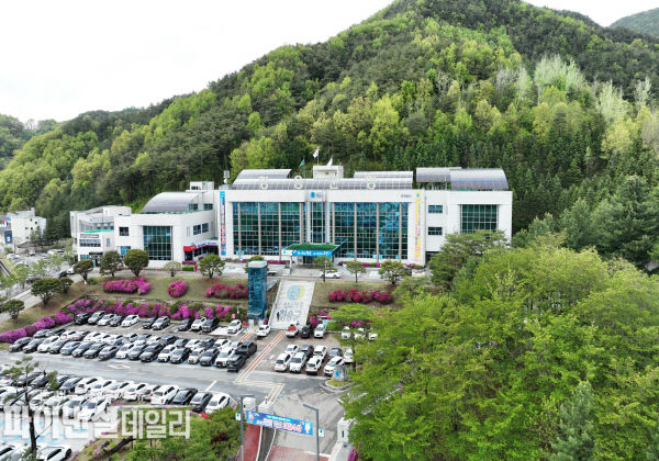 산림레포츠 휴양단지 내 골프장 조성을 위한 투자협약을 체결 ⓒ파이낸셜데일리/청송군