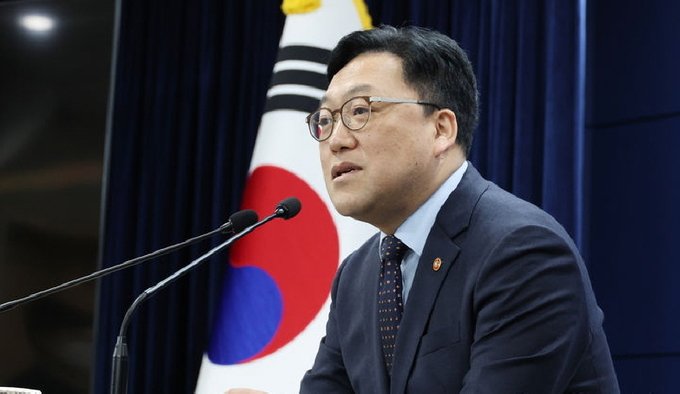 김병환 금융위원장이 22일 오전 서울 종로구 정부서울청사에서 출입기자단 월례 기자간담회를 하고 있다. ⓒ 파이낸셜데일리 / 뉴시스