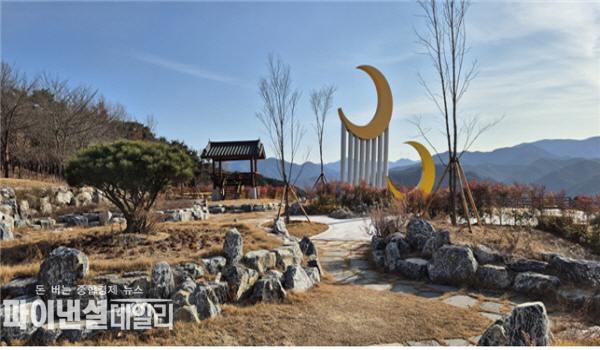 의성 달빛공원 새로운 조형물을 설치, 인생샷을 찍을 수 있다 ⓒ파이낸셜데일리/경북문화관광공사