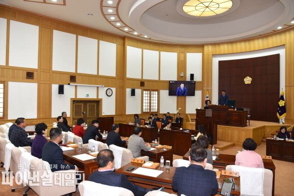  2025년도 첫 회의인 제260회 임시회 개회 ⓒ파이낸셜데일리/영천시의회