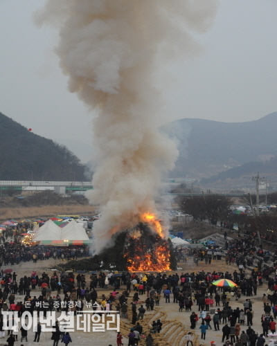 달집태우기 ⓒ파이낸셜데일리/경북문화관광공사