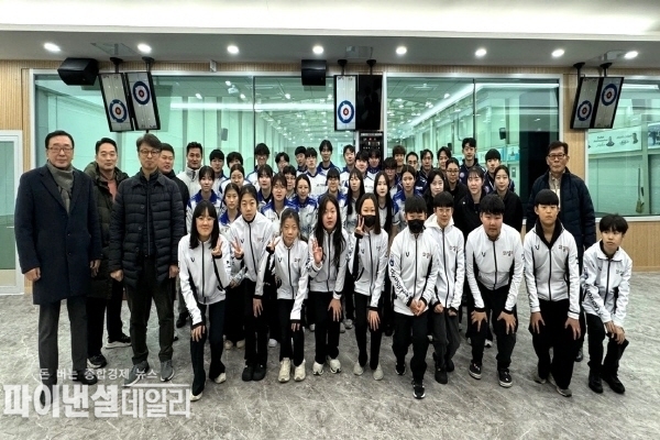 제106회 전국동계체육대회 경북대표로 선발된 의성군청컬링팀 ⓒ파이낸셜데일리/의성군