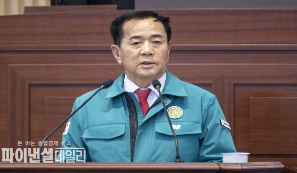  박승직의원 APEC 준비 상황에 관련해 심도 있는 도정질문ⓒ파이낸셜데일리/경북도의원