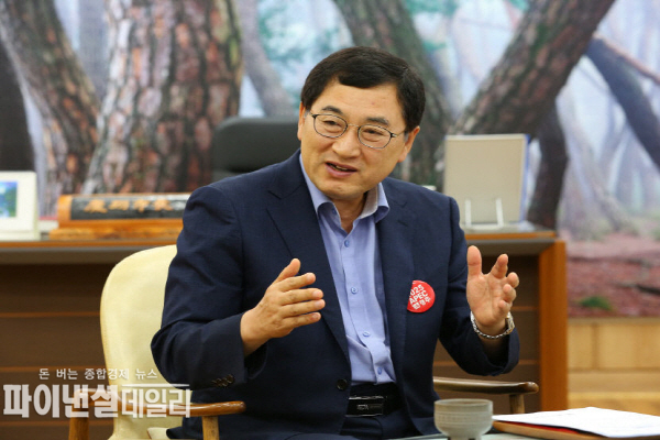 주낙영 경주시장은 “2025 APEC 정상회의는 경주가 세계와 본격적으로 연결되는 역사적인 계기”라며 “천년 고도의 품격과 매력을 세계에 알리고, 이를 토대로 다음 1,000년을 준비하는 도시로 성장해 나가겠다”고 말했다. ⓒ파이낸셜데일리/경주시