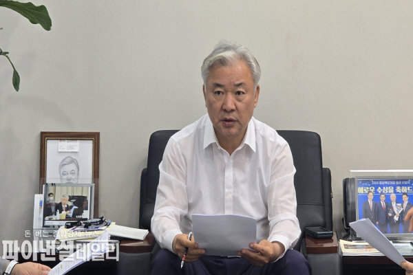 행정보건복지위원회 권광택 위원장 ⓒ파이낸셜데일리/경북도의회