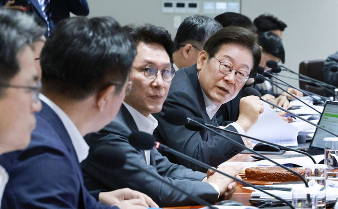 이재명 대통령이 29일 서울 용산 대통령실 청사에서 열린 국무회의에서 중대재해 반복 발생 근절 대책 관련 발언을 하고 있다. ⓒ 파이낸셜데일리 / 뉴시스