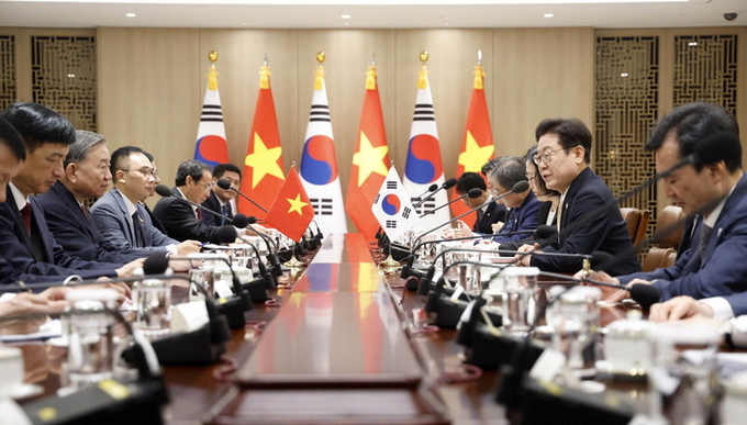 이재명 대통령과 또 럼 베트남 당서기장이 11일 서울 용산 대통령실에서 한·베트남 확대정상회담을 하고 있다. ⓒ 파이낸셜데일리 / 뉴시스