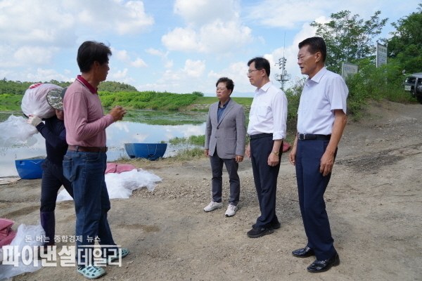청못 저수지를 방문,피해 현황 파악 ⓒ파이낸셜데일리/영천시