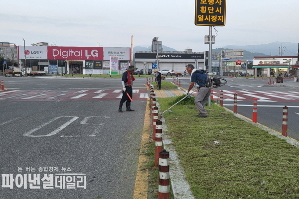 읍 시가지 내 회전교차로 및 도로변 화단정비 ⓒ파이낸셜데일리/성주군