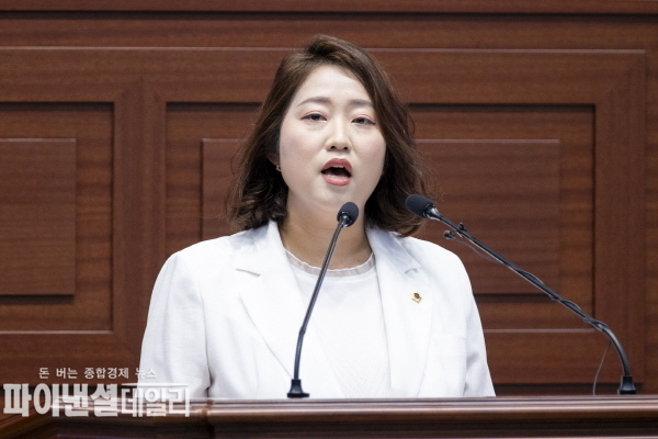 박채아 의원(경산3, 교육위원장)5분 발언 ⓒ 파이낸셜데일리/경북도의회