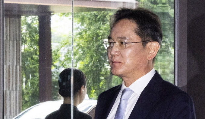 이재용 삼성전자 회장이 30일 서울 중구 신라호텔에서 열린 2025년 삼성호암상 시상식에 참석하고 있다. ⓒ 파이낸셜데일리 / 뉴시스