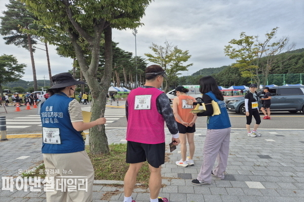 ‘2025울진금강송배 전국 마라톤대회’ ⓒ파이낸셜데일리/울진군