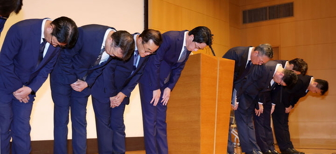 조좌진 롯데카드 대표이사 사장 등이 18일 서울 중구 부영태평빌딩에서 사이버 침해 사고에 대한 대고객 사과를 하고 있다. ⓒ 파이낸셜데일리 / 뉴시스